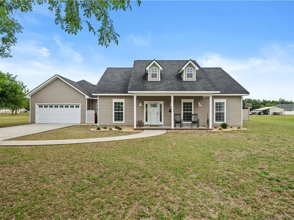 6338 Sun Dell Cir, Blackshear, GA 31516