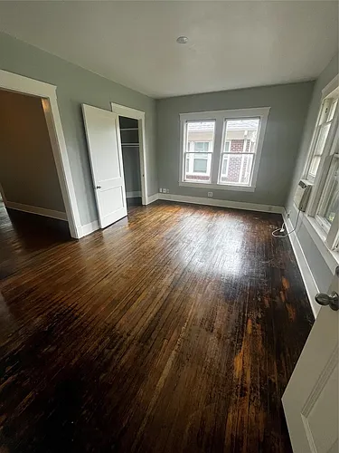 1711 W Main St #3 Photo 1