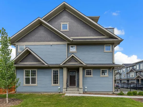 237 W Cranbrook Sq SE, Calgary, AB T3M 3E3