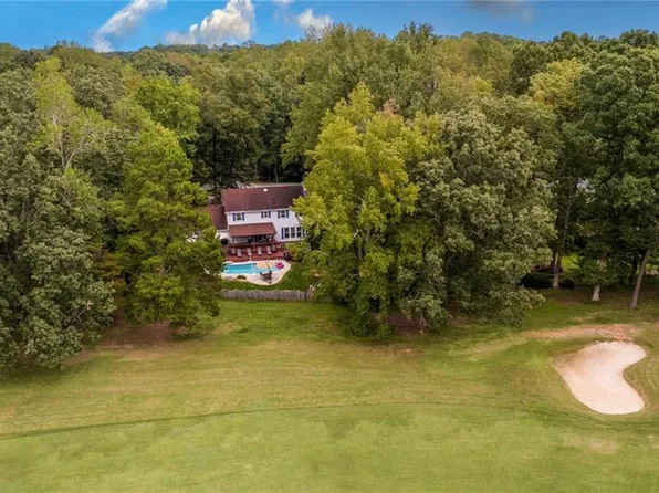 4418 Oakcliffe Rd, Greensboro, NC 27406
