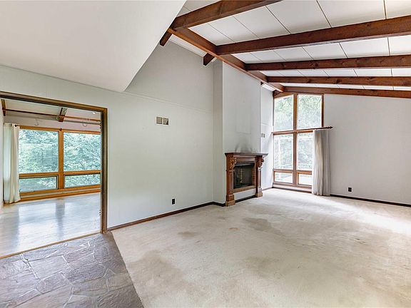 5th image of 1122 Olivaire Ln
