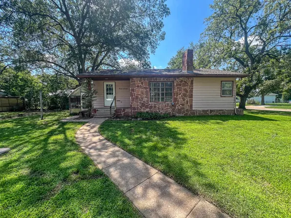 411 4th St, Alma, NE 68920