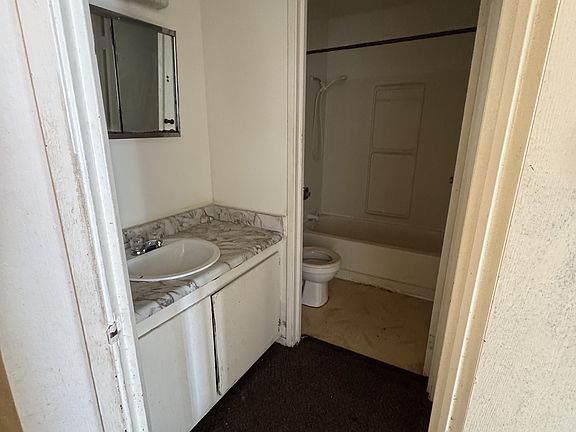 3rd image of 7686 W Wabash Ct