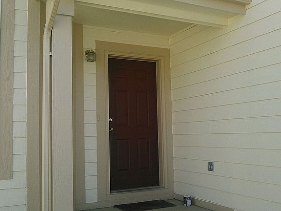 2nd image of 3459 Larkspur Dr