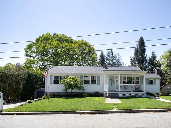 1 Karen Dr, North Providence, RI 02911