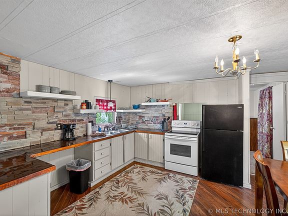 5th image of 9207 N 447th Rd