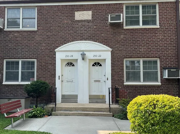 253 61st avenue #24, Little Neck, NY 11362