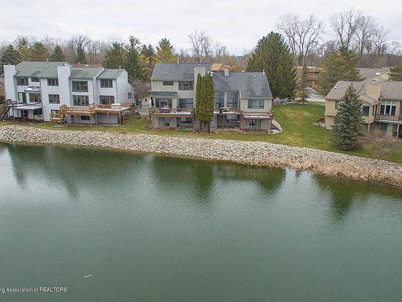 5th image of 2445 Emerald Lake Dr