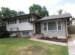 8591 Markdale Dr, Saint Louis, MO 63114