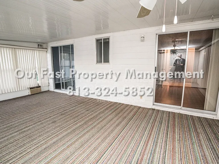 2764 Kavalier Dr — Photo 32