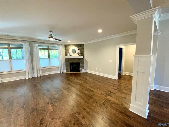 3rd image of 114 Shiloh Creek Dr