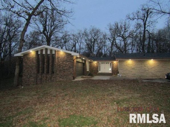 27339 Sherry Ann Ct, Allens Grove, IA 52746
