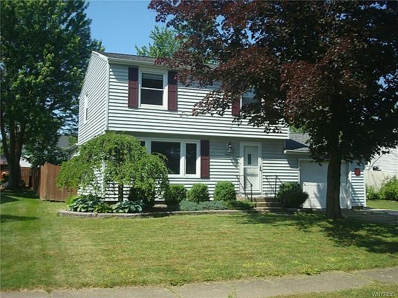 2nd image of 11 Forestal Dr