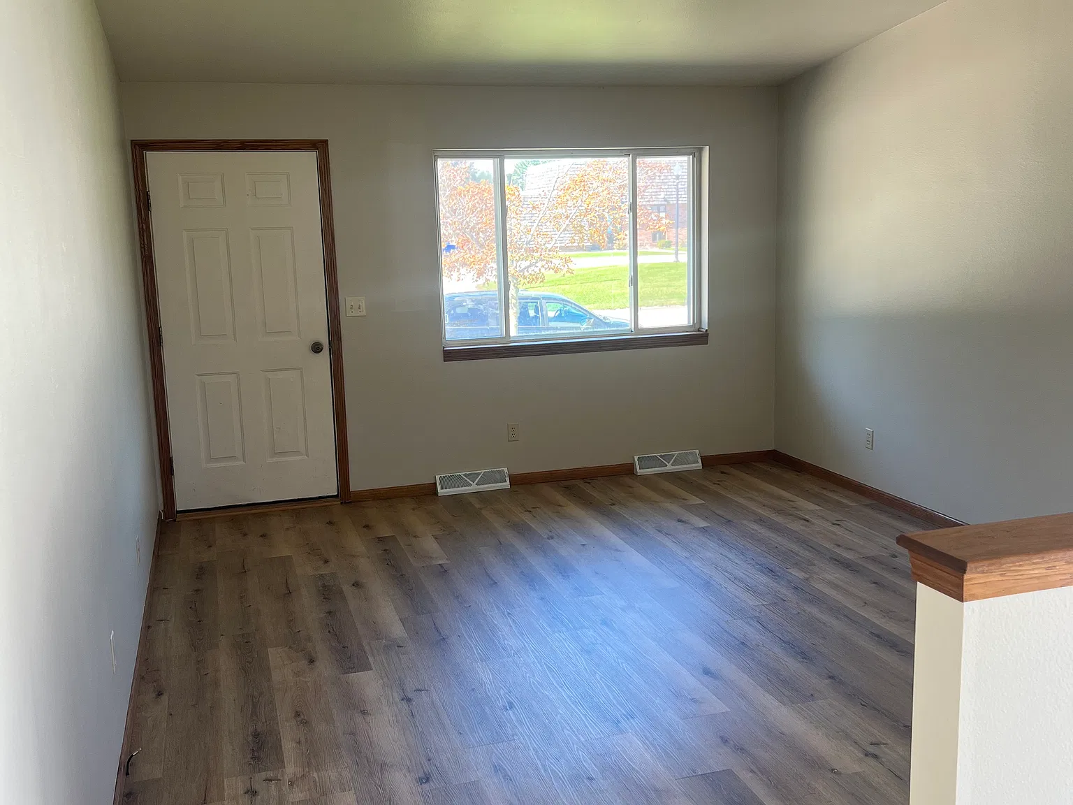 2 bed, 1000 sqft, $1,200 — Photo 4