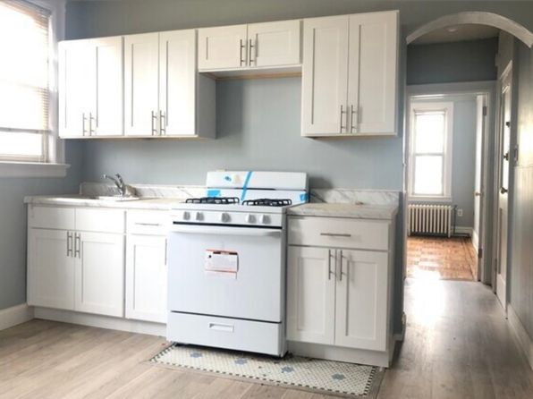 291 Grant Ave #2R