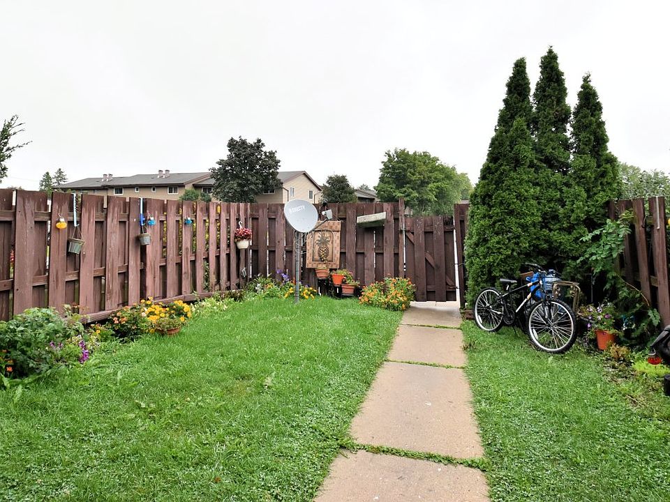 1st image of W166N11561 Abbey Ct