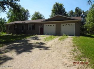 16551 Tamarack Rd, Howard City, MI 49329
