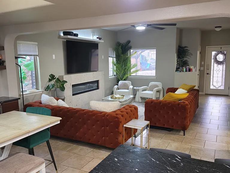 7653 Mammoth Ln — Photo 6