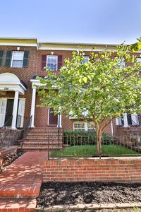 526 Redland Blvd, Rockville, MD, 20850