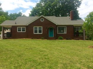 1111 Piedmont Park Rd, Taylors, SC 29687
