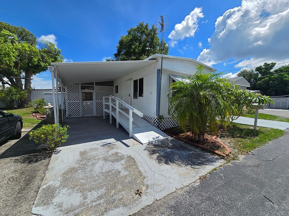 1st image of 209 Parakeet Ave