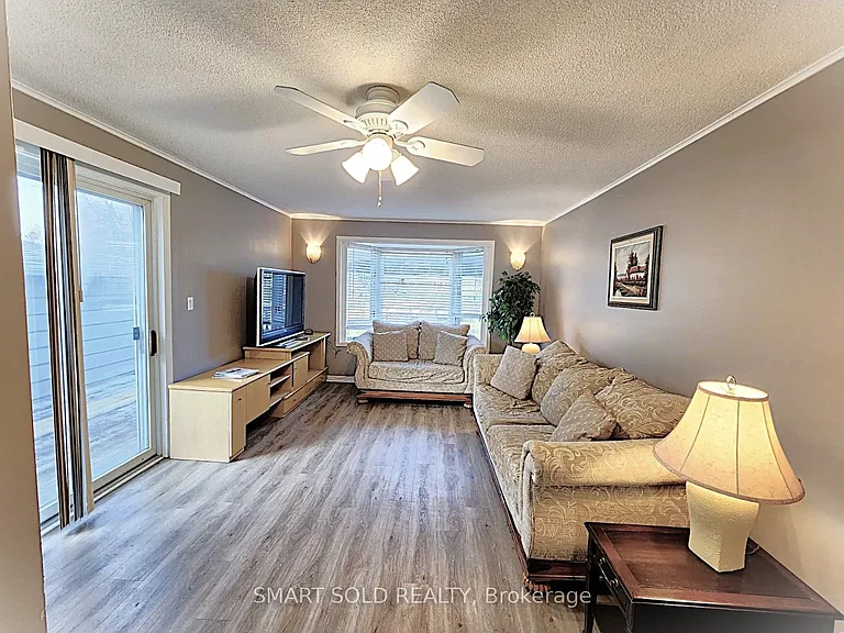 75 Lake Ave — Photo 6