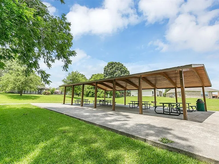 10910 Scenic Dr — Photo 44