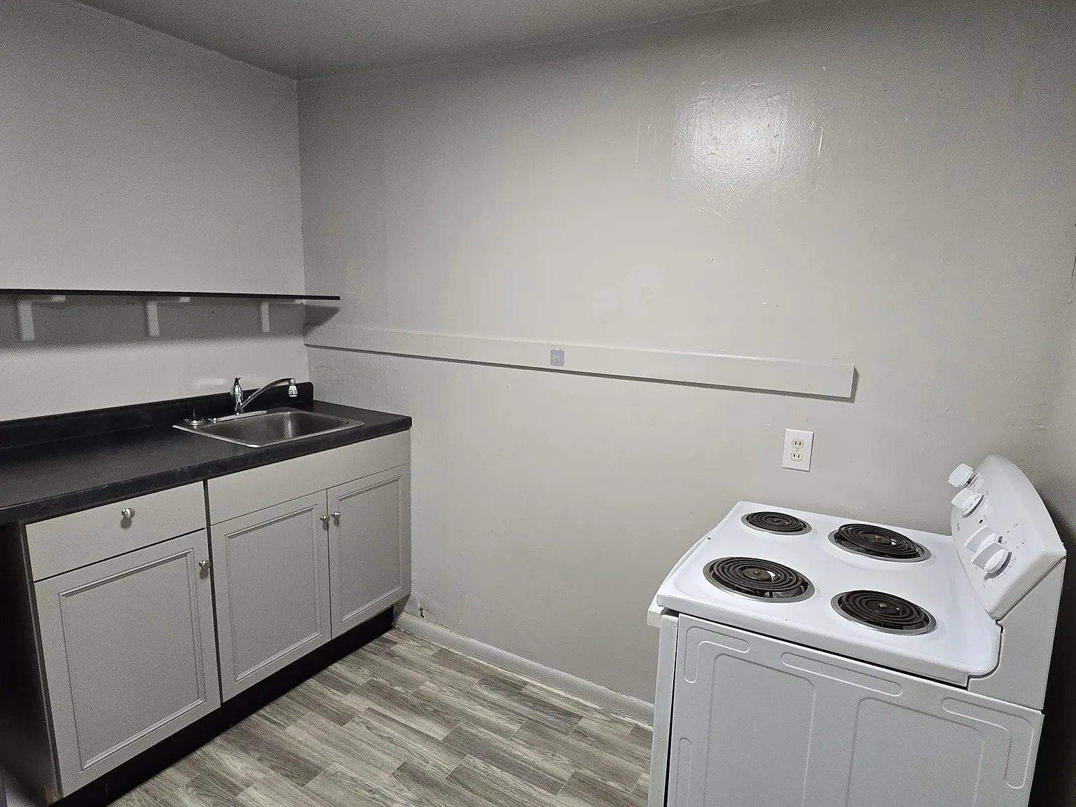 1 bed, 600 sqft, $650 — Photo 3