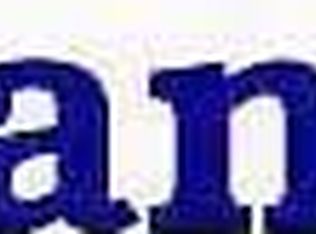 102 Oakwood Ln, Bartlett, IL 60103