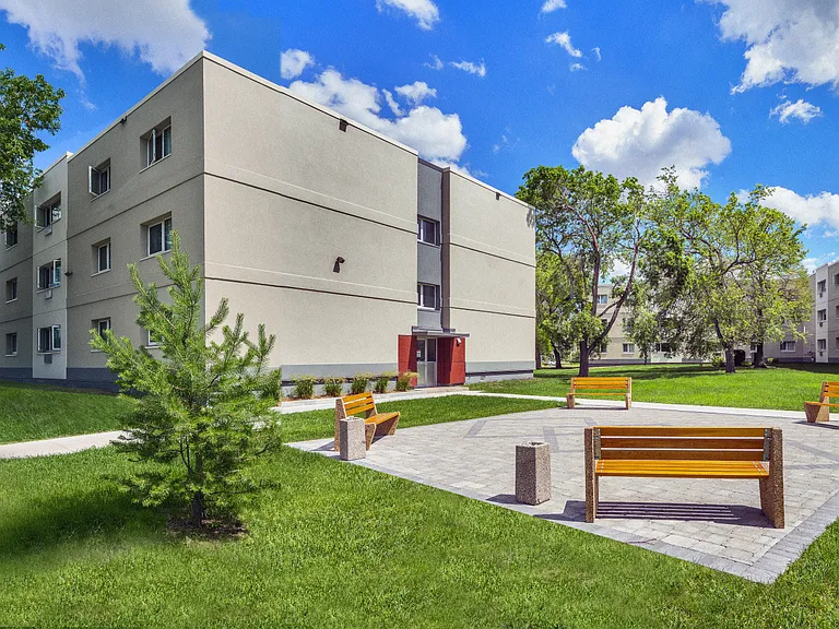 500 Partridge Ave #101 — Photo 3