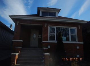 6617 S Mozart St, Chicago, IL 60629