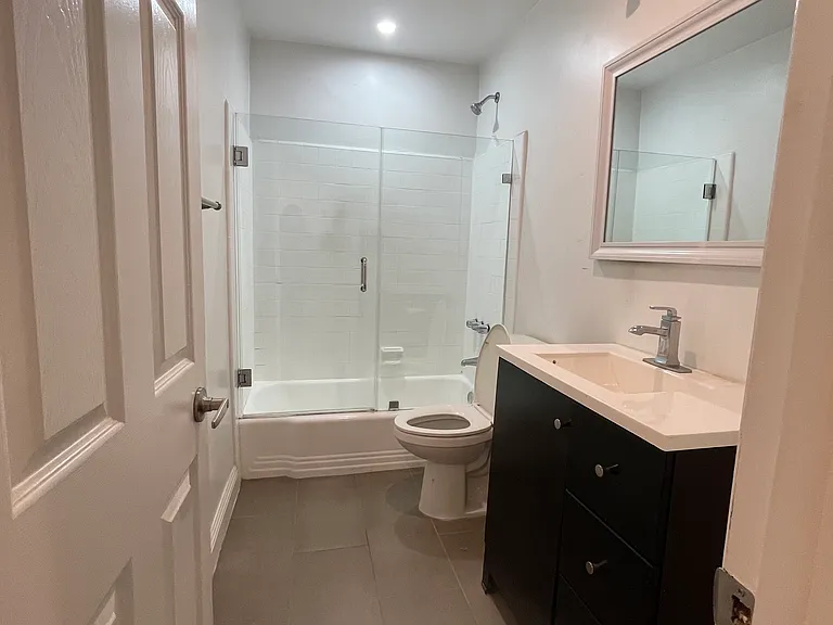 255 N Union Ave #6 — Photo 4