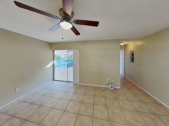 3rd image of 1209 N 46th Ave
