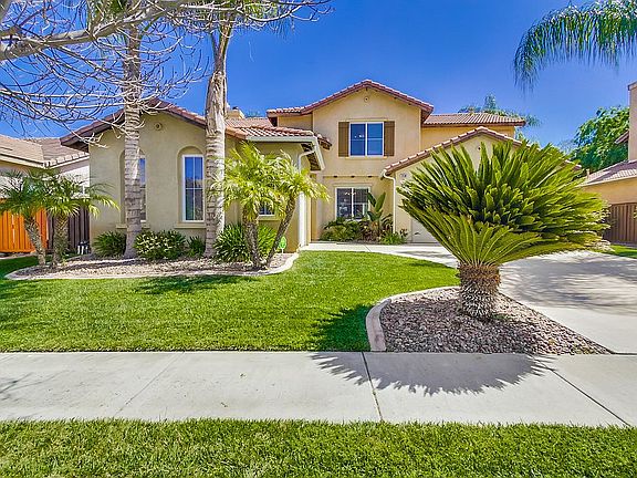 2nd image of 33590 Marigold Ln