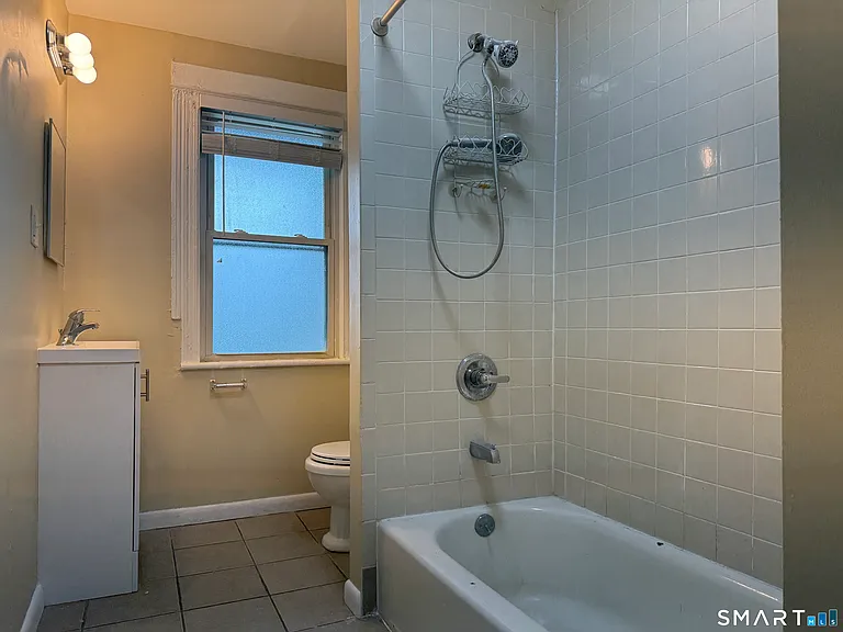 629 Colorado Ave — Photo 14