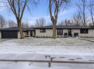 23157 Karr Rd, Belleville, MI 48111