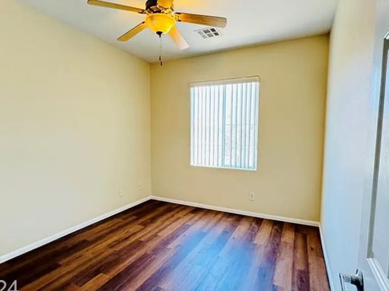 1525 Spiced Wine Ave #11102 — Photo 3
