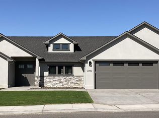 2200 S 96th Ave, Yakima, WA