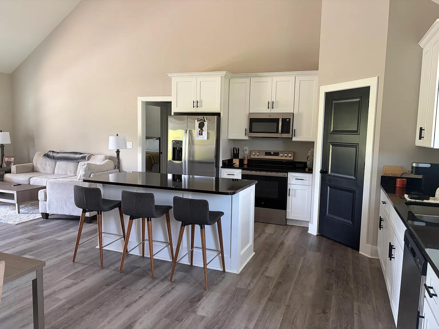 2195 Fincher Dr — Photo 4