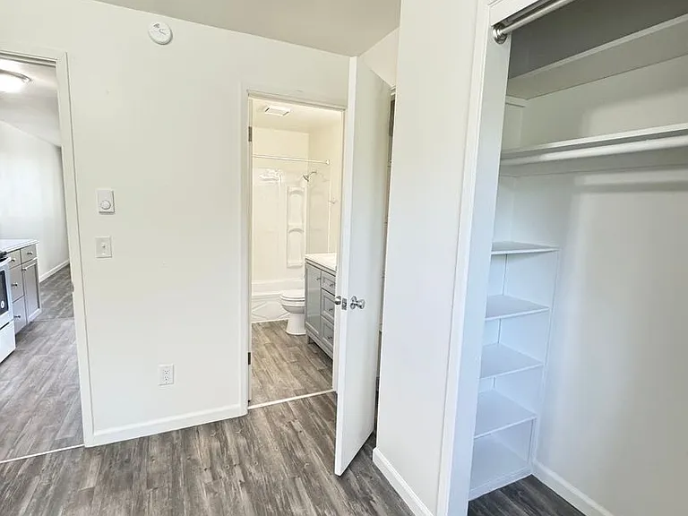 8830 9th Ave SW — Photo 8