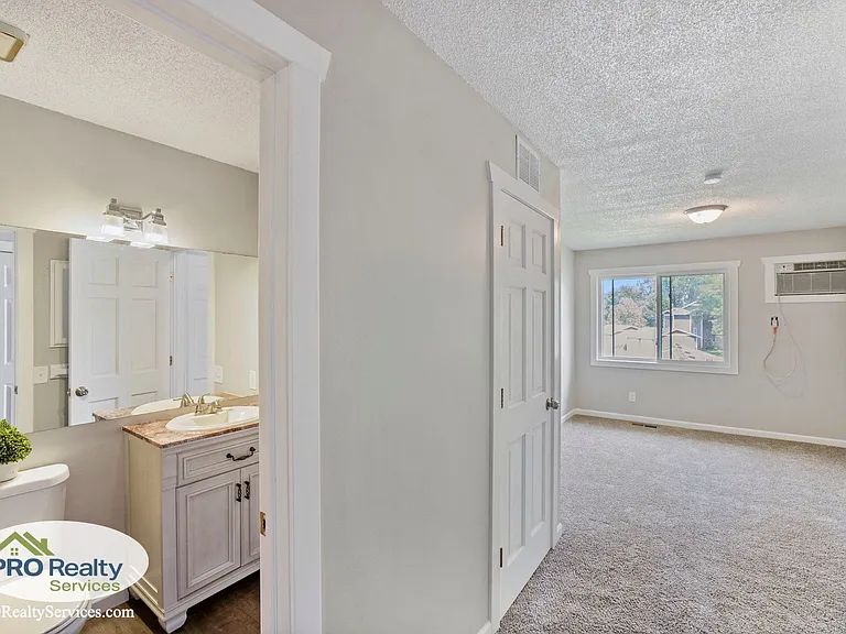 4502 Cinnamon Ridge Trl #B — Photo 8