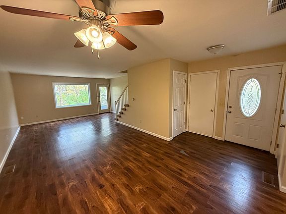5th image of 5722 Bluebird Ct