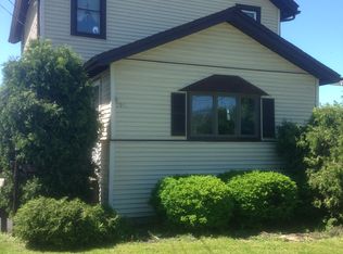 196 Maple Ave, Hamburg, NY 14219