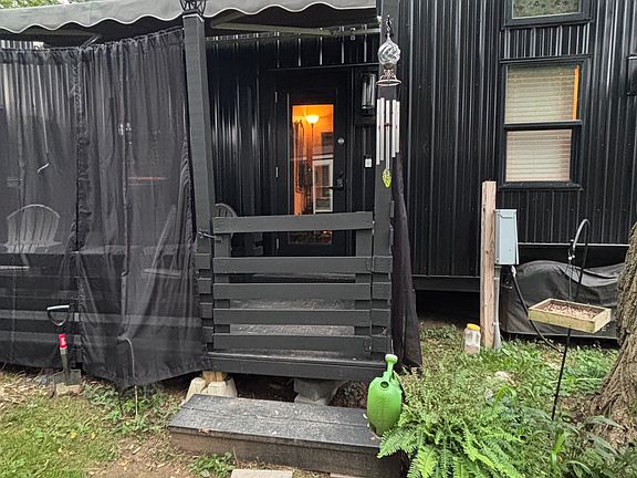 4th image of 867 Schwanger Rd #49