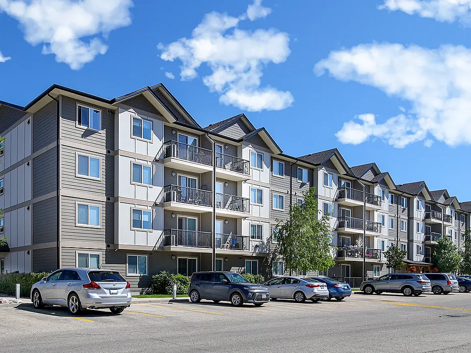 10 Guy Savoie Dr
