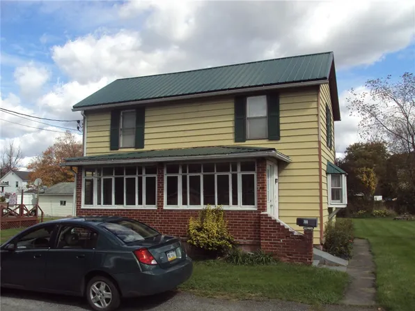 768 Cedar St, Central City, PA 15926
