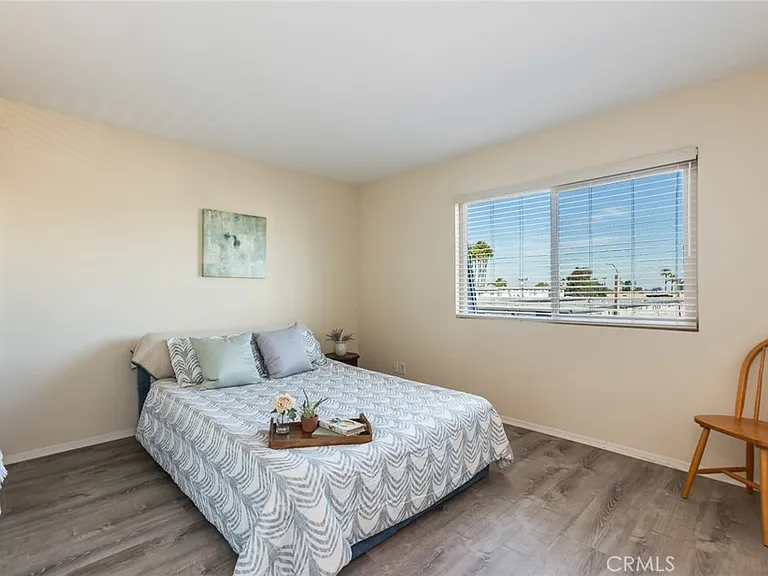 26015 Narbonne Ave #14 — Photo 12
