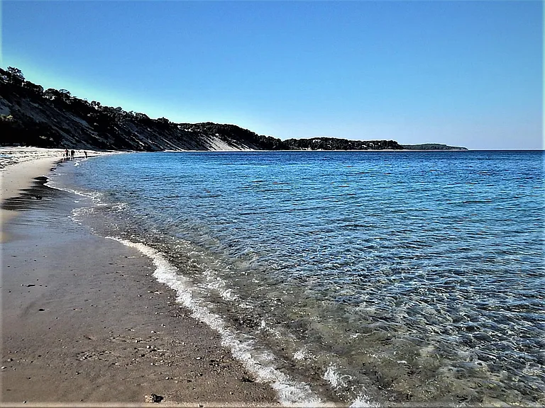 White Cliffs Country Club access to refreshing salt-water beach