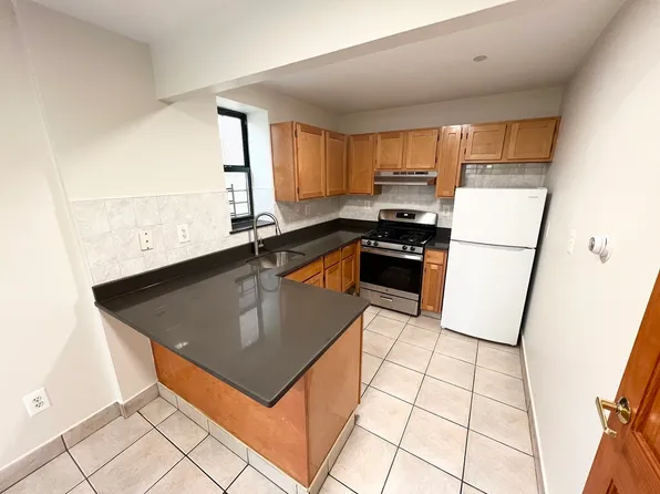 19-54 77th Street image 3 of 27