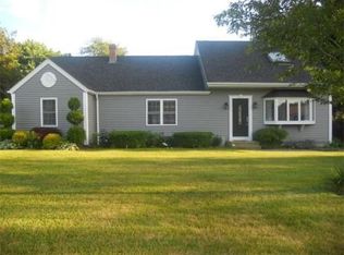 43 Sanders Ave, Seekonk, MA 02771